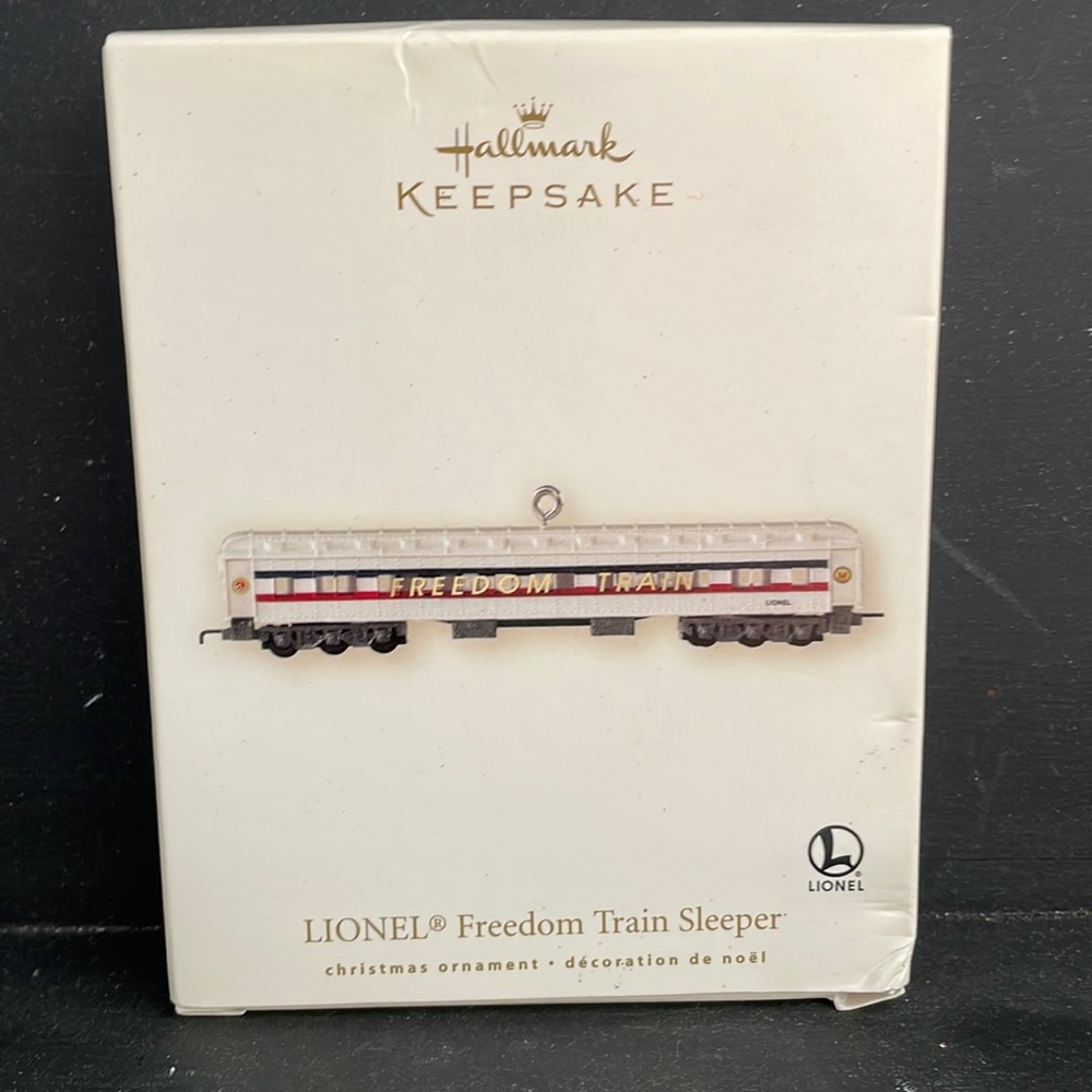 Lionel Hallmark Keepsake Ornament